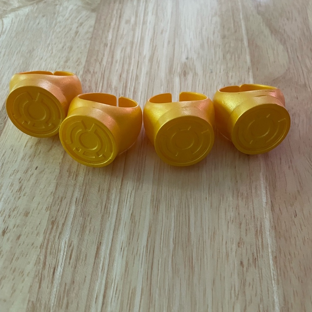 DC Comics Green Lantern Blackest Night Yellow Sinestro Corps Ring 2009